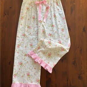 Floral lounge pants with Pink Accents
